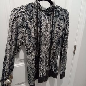 Lildy Size S Super Soft Black and White Snakeskin Print Hoodie